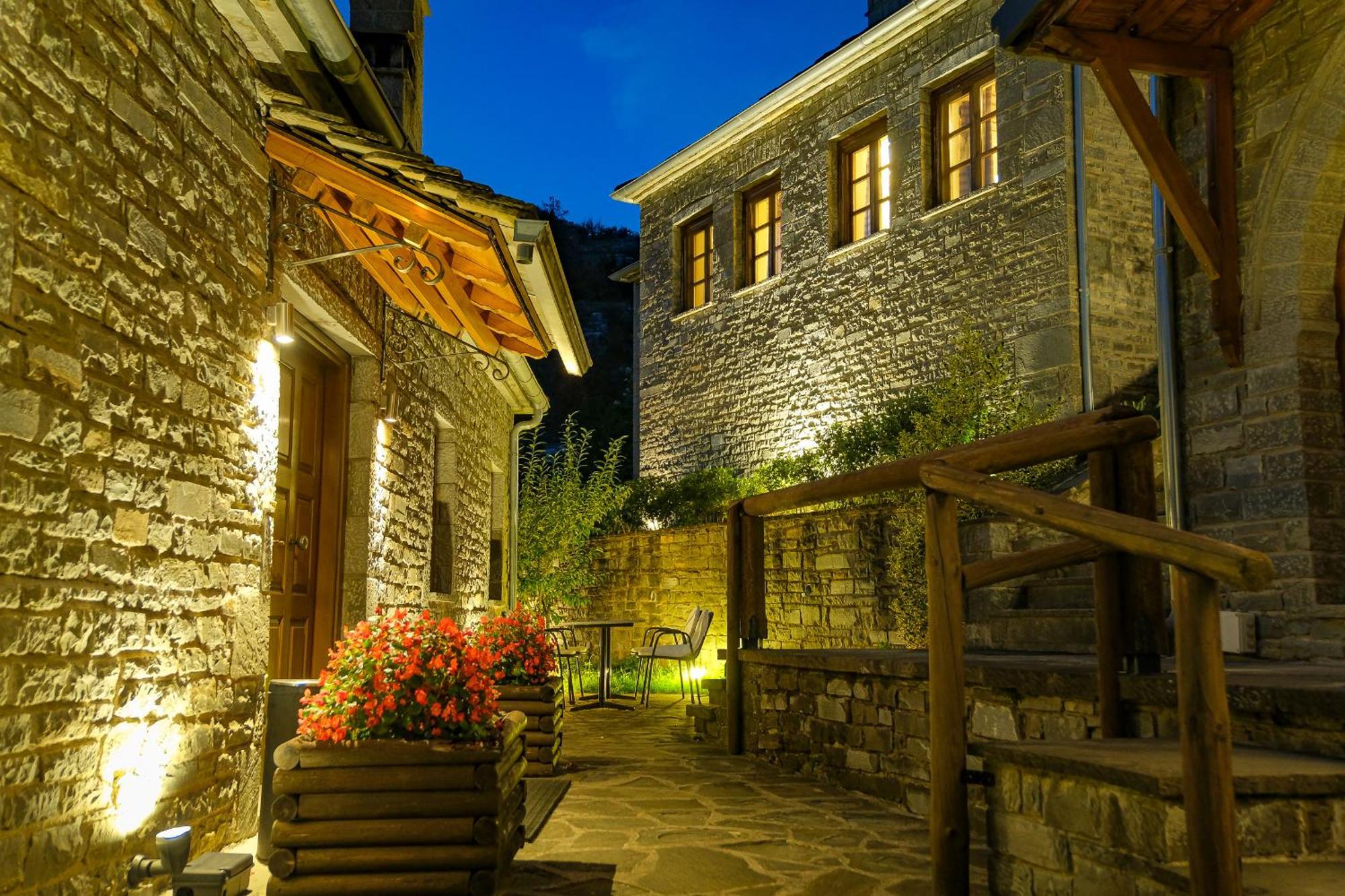 Kipi Mountain Resort Exterior photo