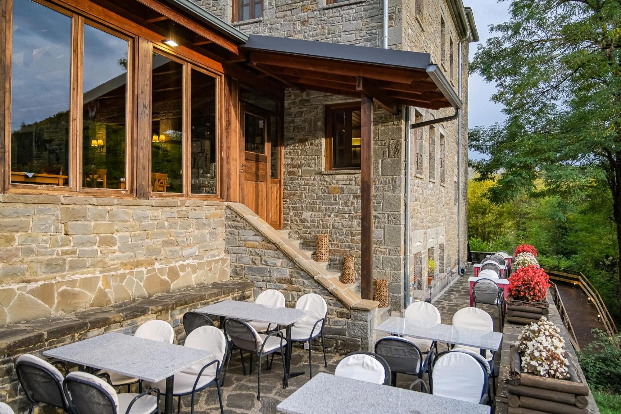 Kipi Mountain Resort Exterior photo